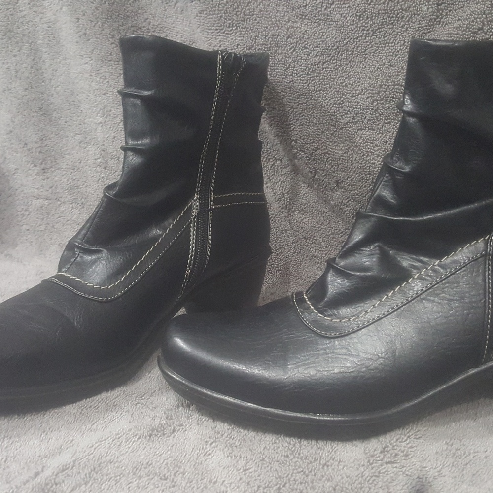 Black boots